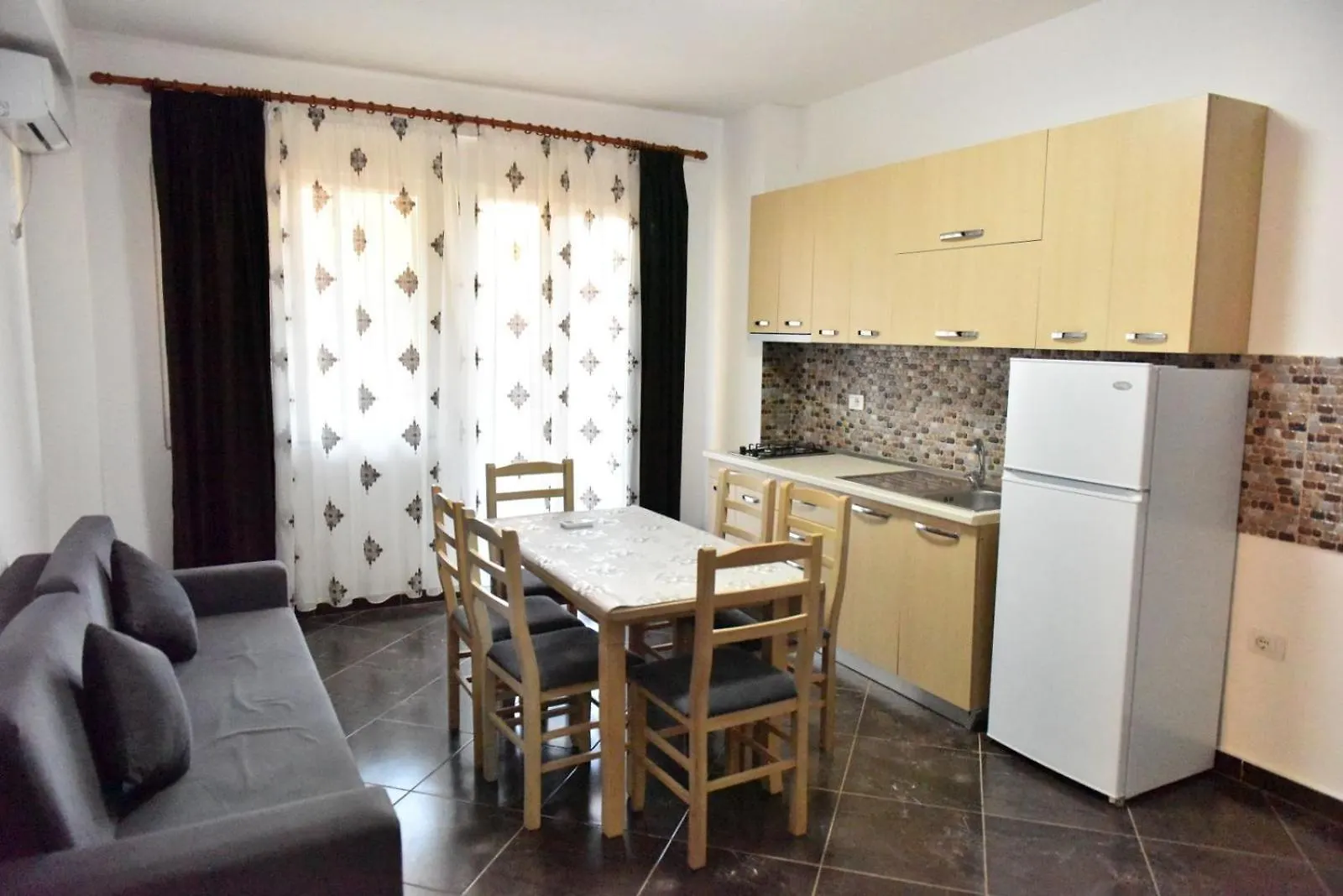 Summer Apartments Shengjin