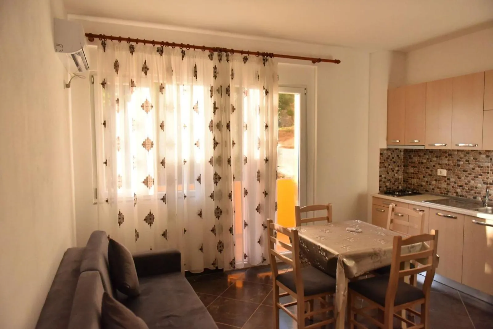 Summer Apartments Shengjin